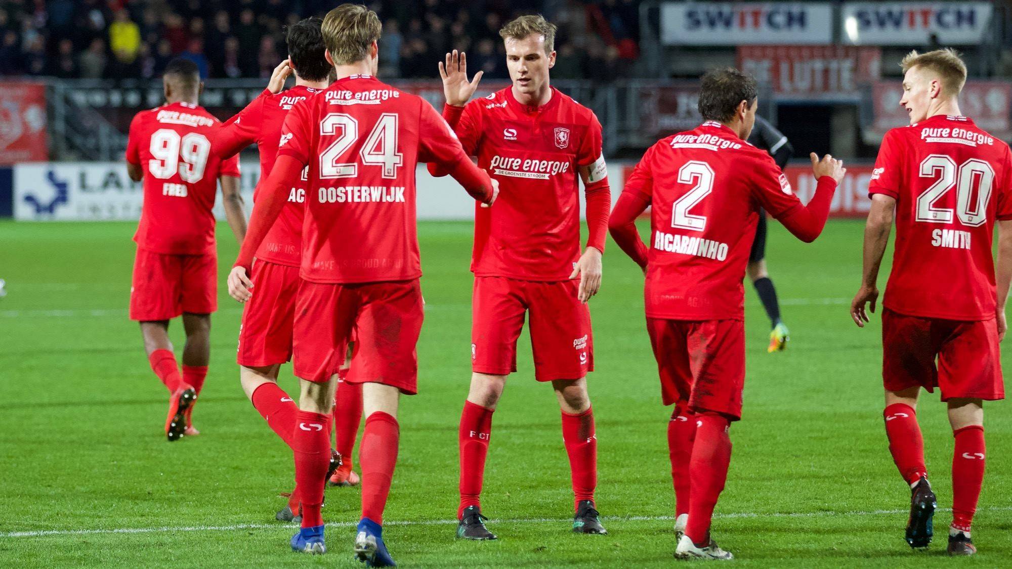 但近距离观 但近距离观